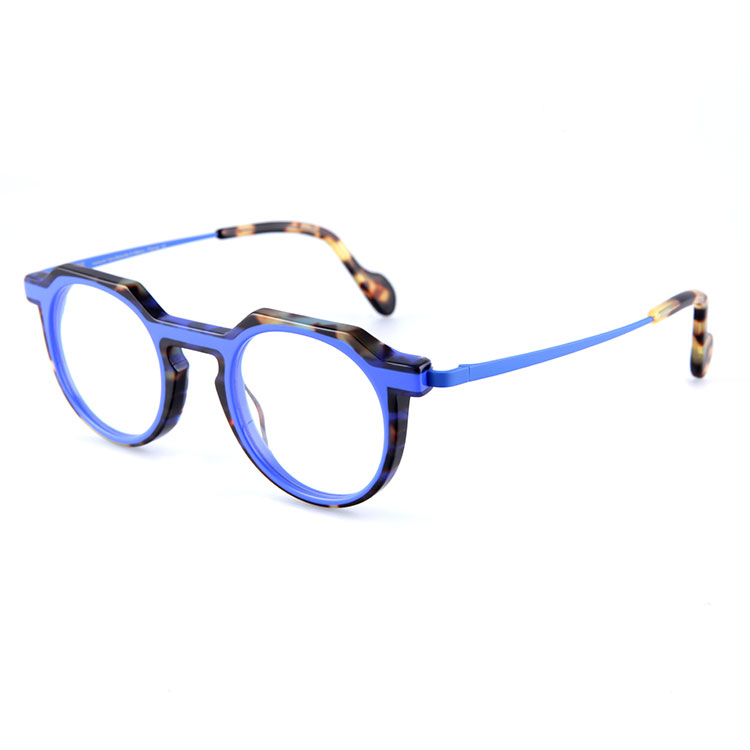 Naoned, la marque de lunettes Française chez Optique Boiffier Montivilliers