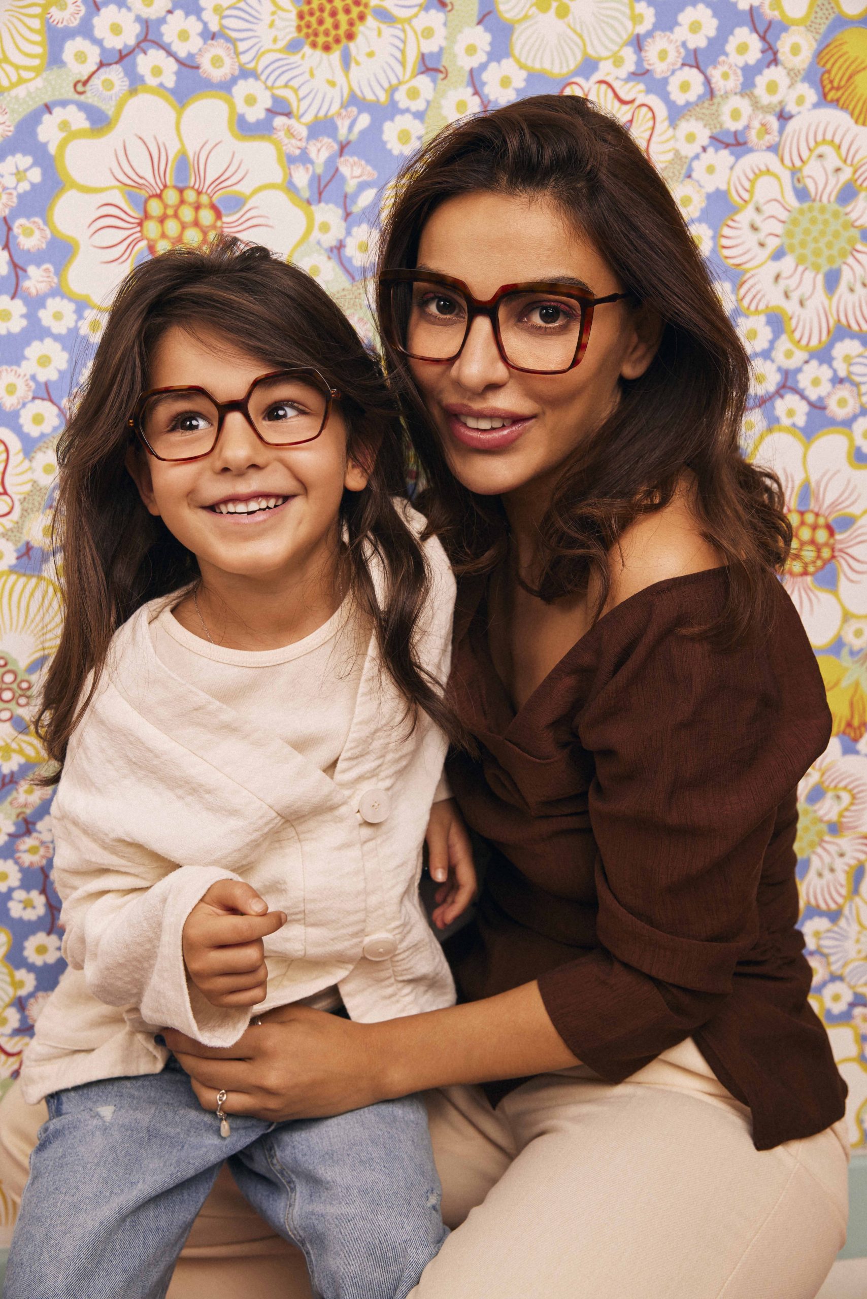 Têtes à lunettes_mère et fille